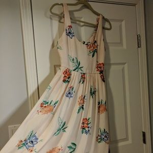 BB Dakota Floral Midi Dress